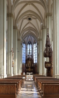 Muenchen HeiligKreuz2